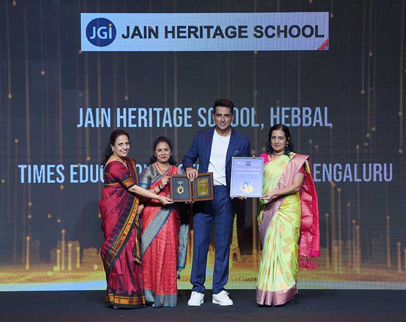 Chief guest, Mr. Sonu Sood, felicitating JHS faculties at the event.